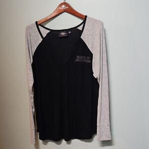 Harley-Davidson Women's Black and Gray Ribbed Long Sleeve Tee